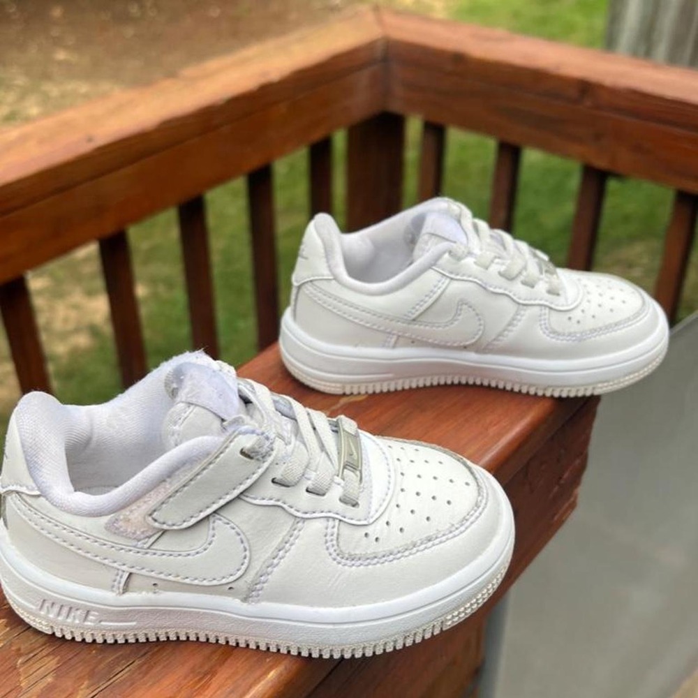 Nike Air Force 1 White Toddler Youth 8C Sneakers Unisex Running Shoes - Picture 4 of 8